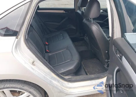 2013 Volkswagen Passat 2.0L Tdi Se из США, поврежденный, VIN 1VWBN7A30DC056730